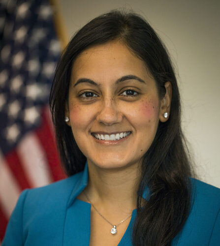 Charu Esper's profile picture