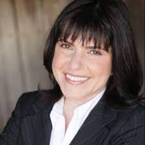 Raechel Myrow's profile picture