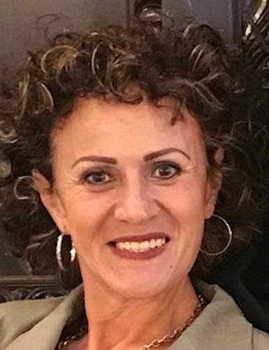 Julie De La Mora's profile picture