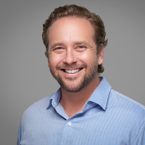 Justin Holland's profile picture