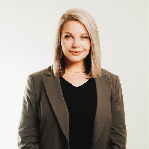 Emily Clark's profile picture