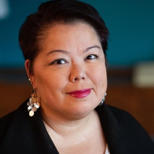 Naomi Ishisaka's profile picture